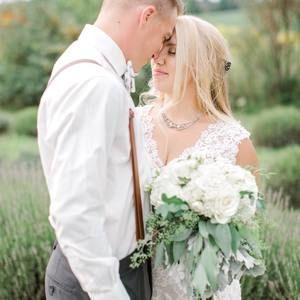 Meet your Posher, Becca